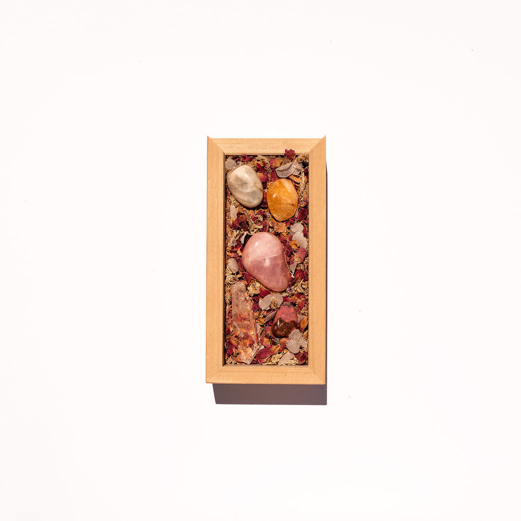 Love & Acceptance Crystal Kit